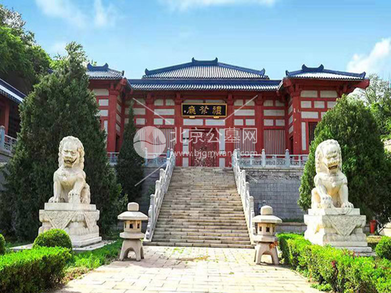 北京延庆经济型墓地盘点：长城华人怀思堂的陵园环境怎么样？陵园内部建筑是什么风格的？联系电话是多少？