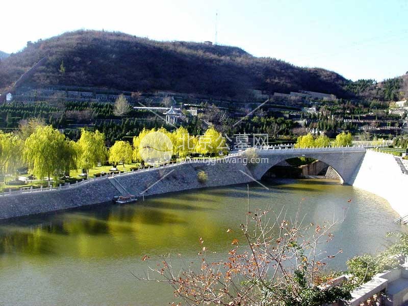 北京门头沟经济型墓地盘点：万佛华侨陵园具体有多大？绿化怎么样？官方购墓热线是多少？