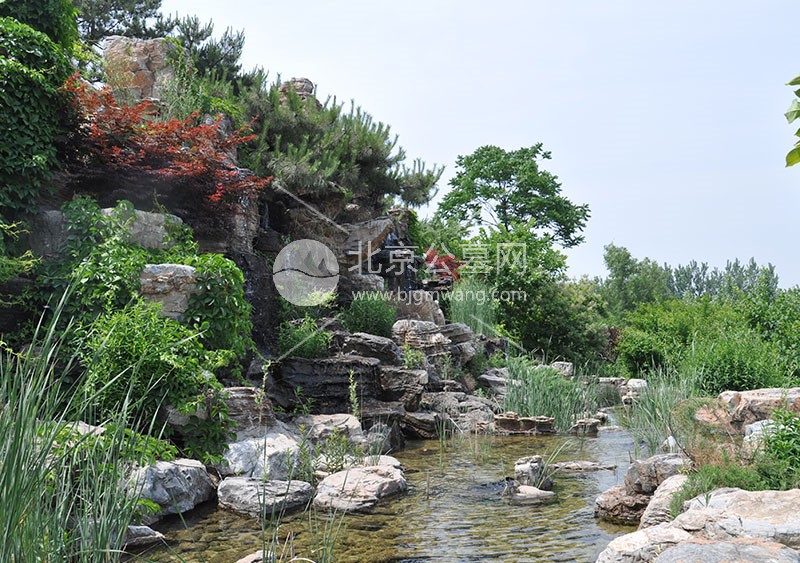 北京周边墓地：灵山宝塔陵园中的建筑美学
